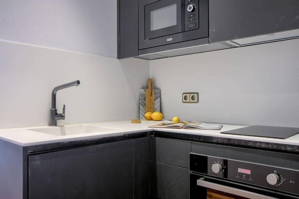 Great Flat In The Center Of Madrid-Comend-3-I Exteriör bild