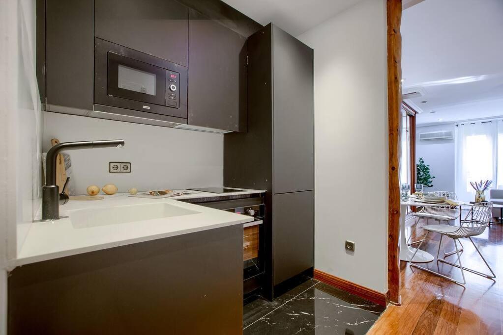 Great Flat In The Center Of Madrid-Comend-3-I Exteriör bild